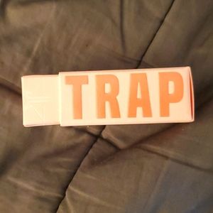 Jeffree Star velvet trap fire starter